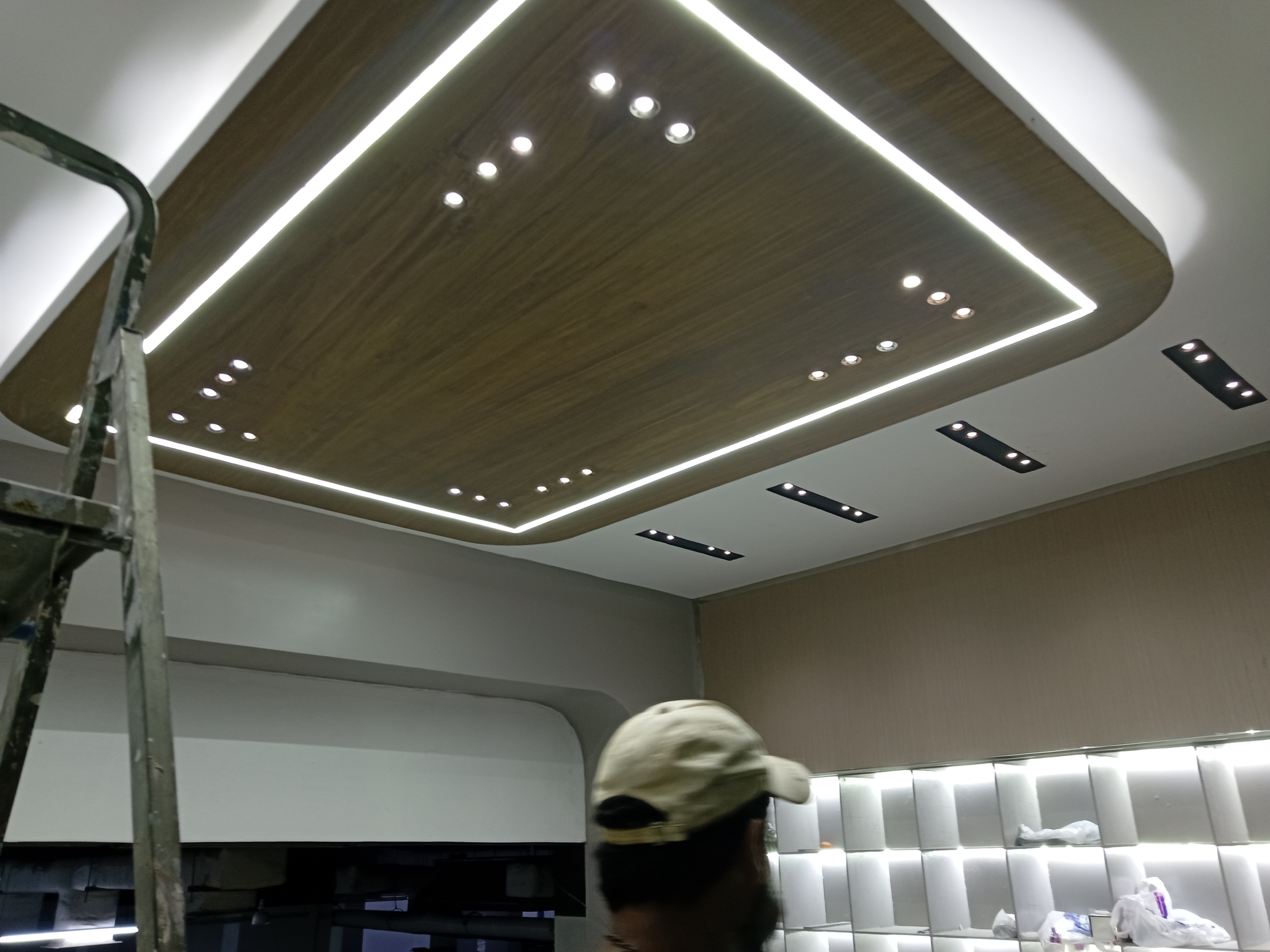 ديكورات و كهرباء